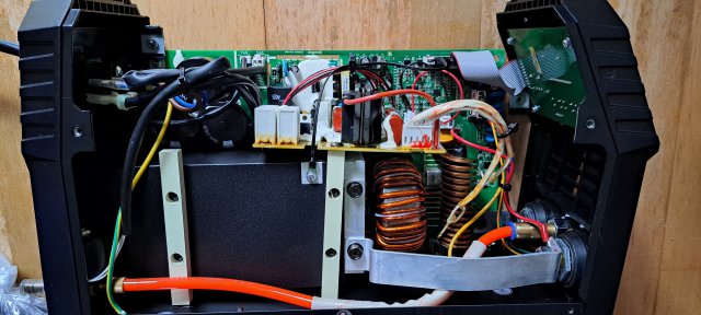 Kliknutm zavete toto okno