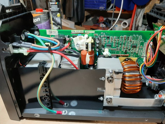 Kliknutm zavete toto okno