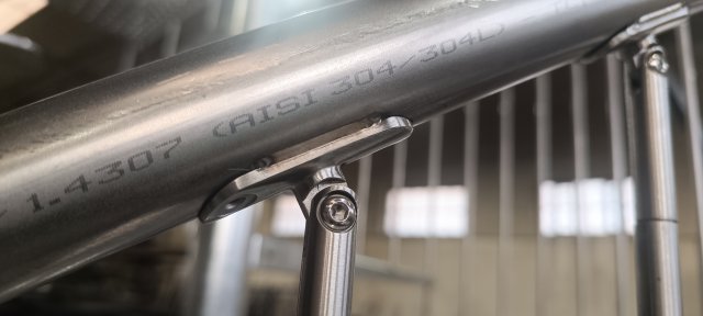 Kliknut�m zav�ete toto okno