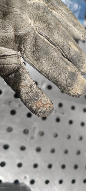 Kliknut�m zav�ete toto okno