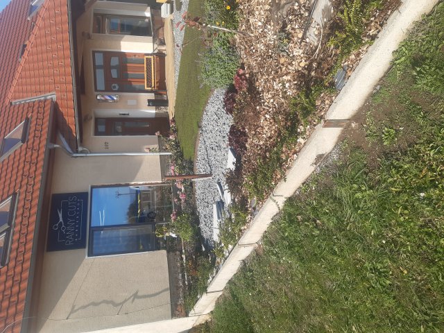 Kliknut�m zav�ete toto okno