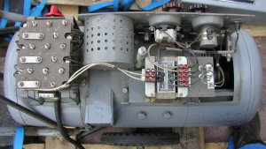 http://www.svarforum.cz/forum/uploads/thumbs/394_triodyn_k220_-_svorkovnice_motoru_a_trafa.jpg