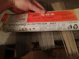 http://www.svarforum.cz/forum/uploads/thumbs/8410_elektrody_2.jpg